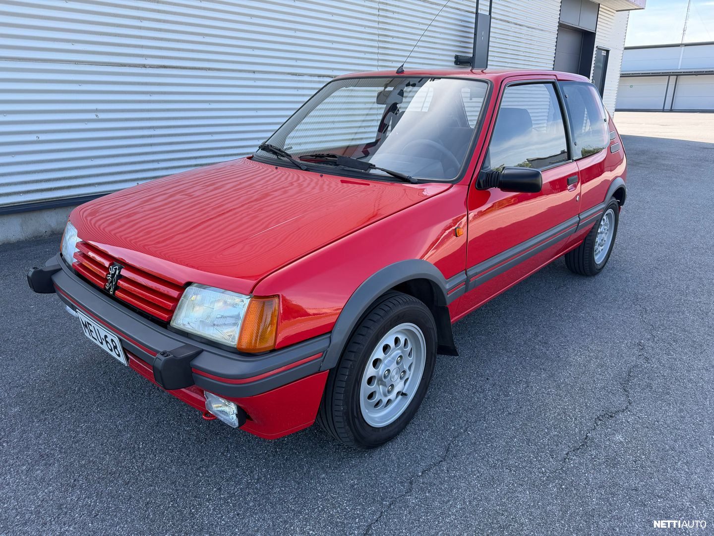 Peugeot 205 – käytetty auto myynnissä